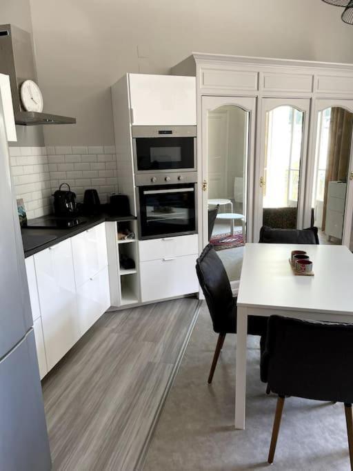 101 Pyrenees Palace Appartement Bagneres-de-Luchon Luaran gambar